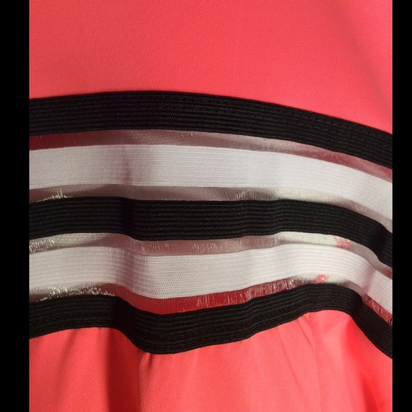 🛍3/$15 SALE. NWT RUE 21 Coral fit & flare skater - Picture 4 of 5